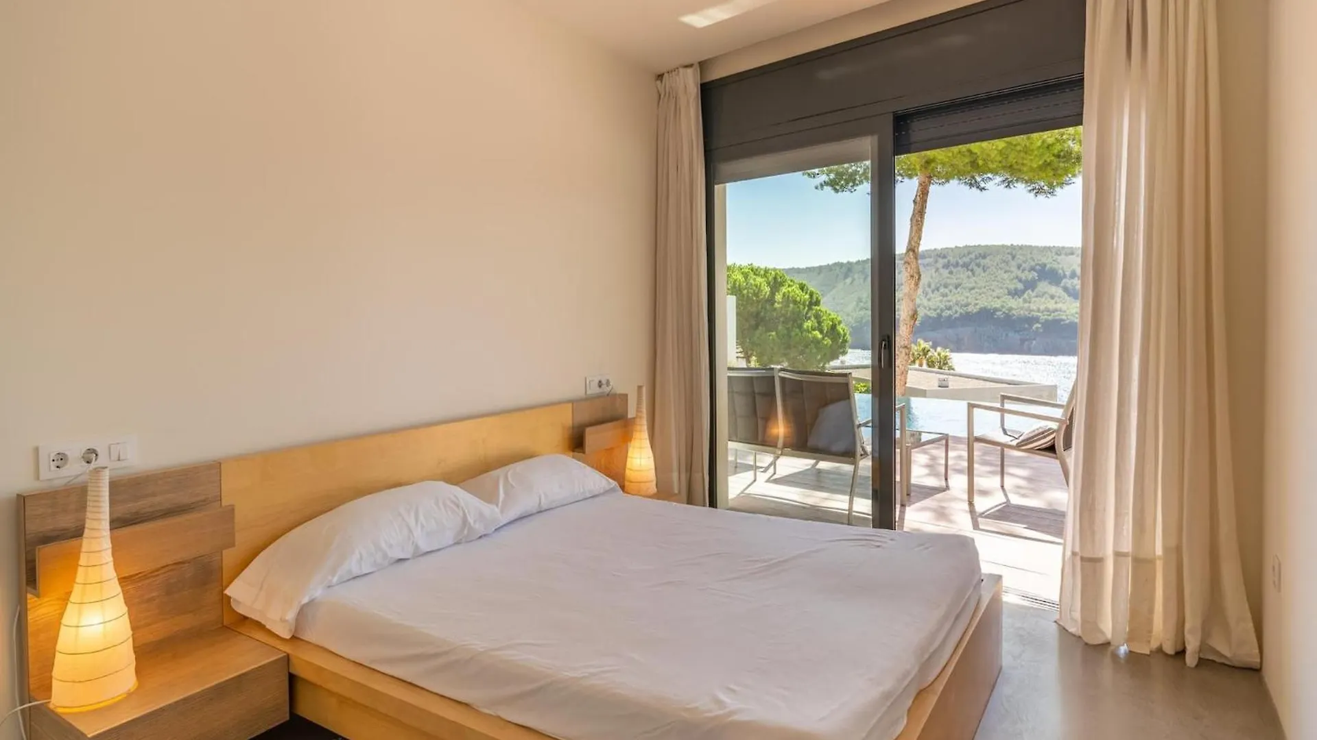 Waterfront Villa With Panoramic Views L'Escala Spain